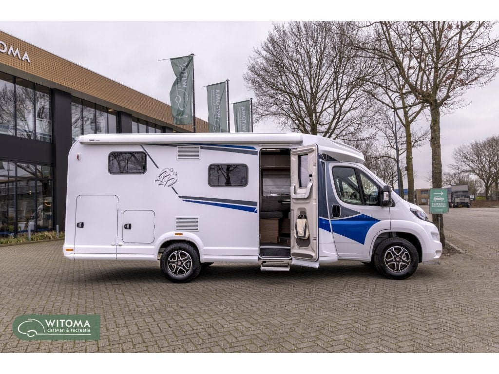 Caravans And Camping Knaus