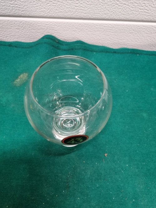 Licor 43 glas op voet, Verzamelen, Ophalen of Verzenden, 'T Olde Gre-j, Info@toldegrej.nl, Endepoelstraat 20f Didam