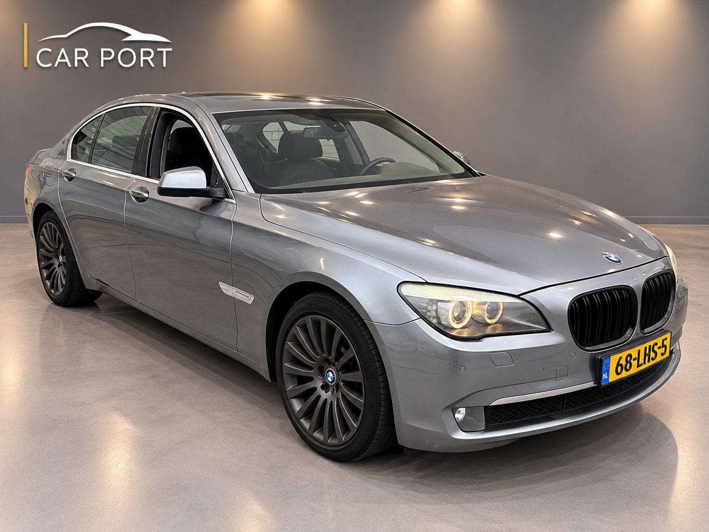 BMW 7-serie 740i SUPER MOOIE YOUNGTIMER ZEER WEINIG GELOPEN, Auto's, Automaat, Euro 5, Achterwielaandrijving, Gebruikt