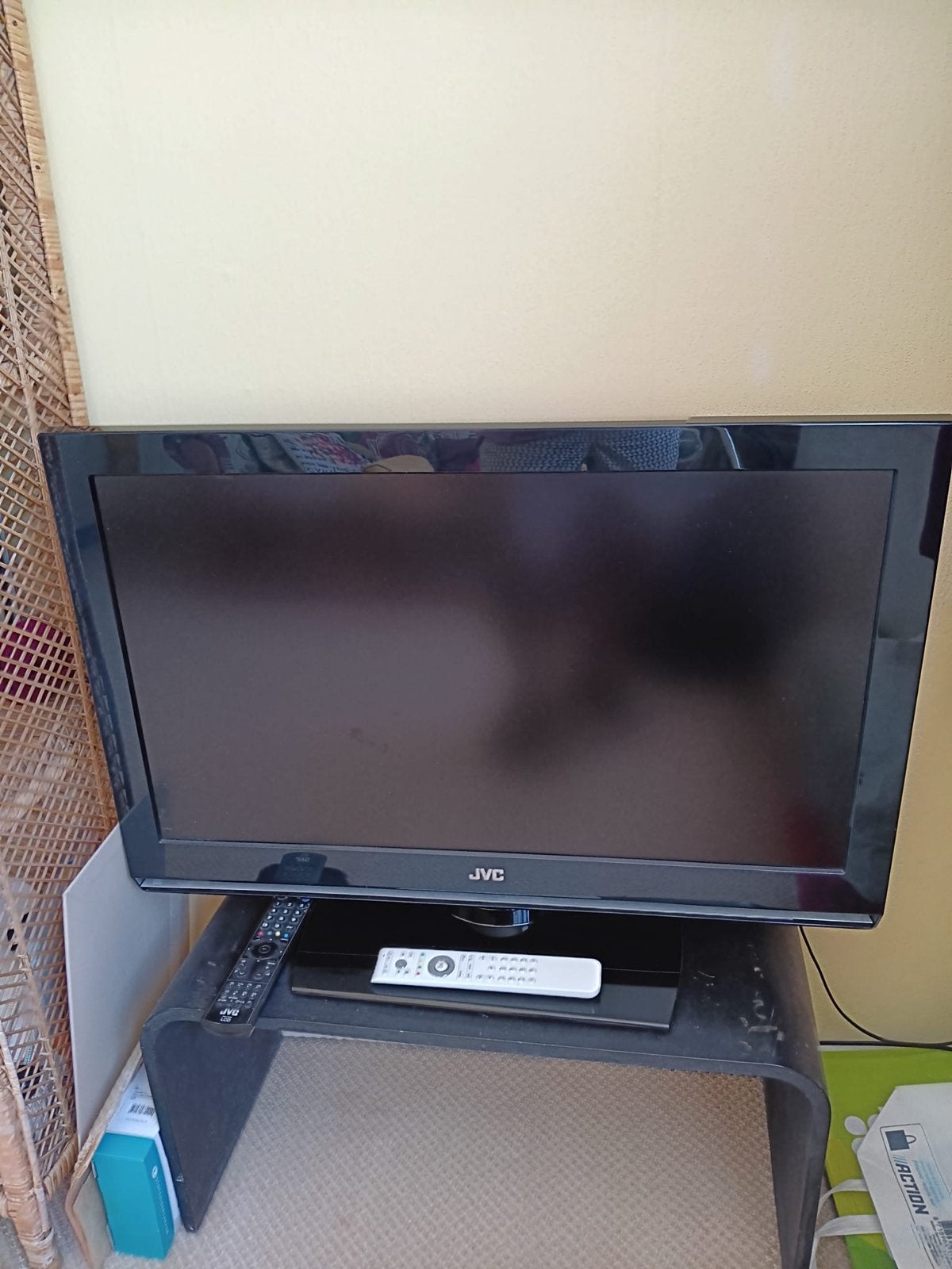 JVC 32 inch TV - Ideaal voor slaapkamer of studentenkamer, Ophalen of Verzenden, Gebruikt, 80 tot 100 cm, Overige merken