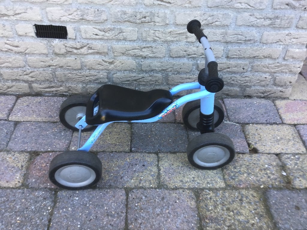 Puky loopfiets met 4 wieltjes, Kinderen en Baby's, Speelgoed | Buiten | Voertuigen en Loopfietsen, Ophalen, Gebruikt, Loopfiets