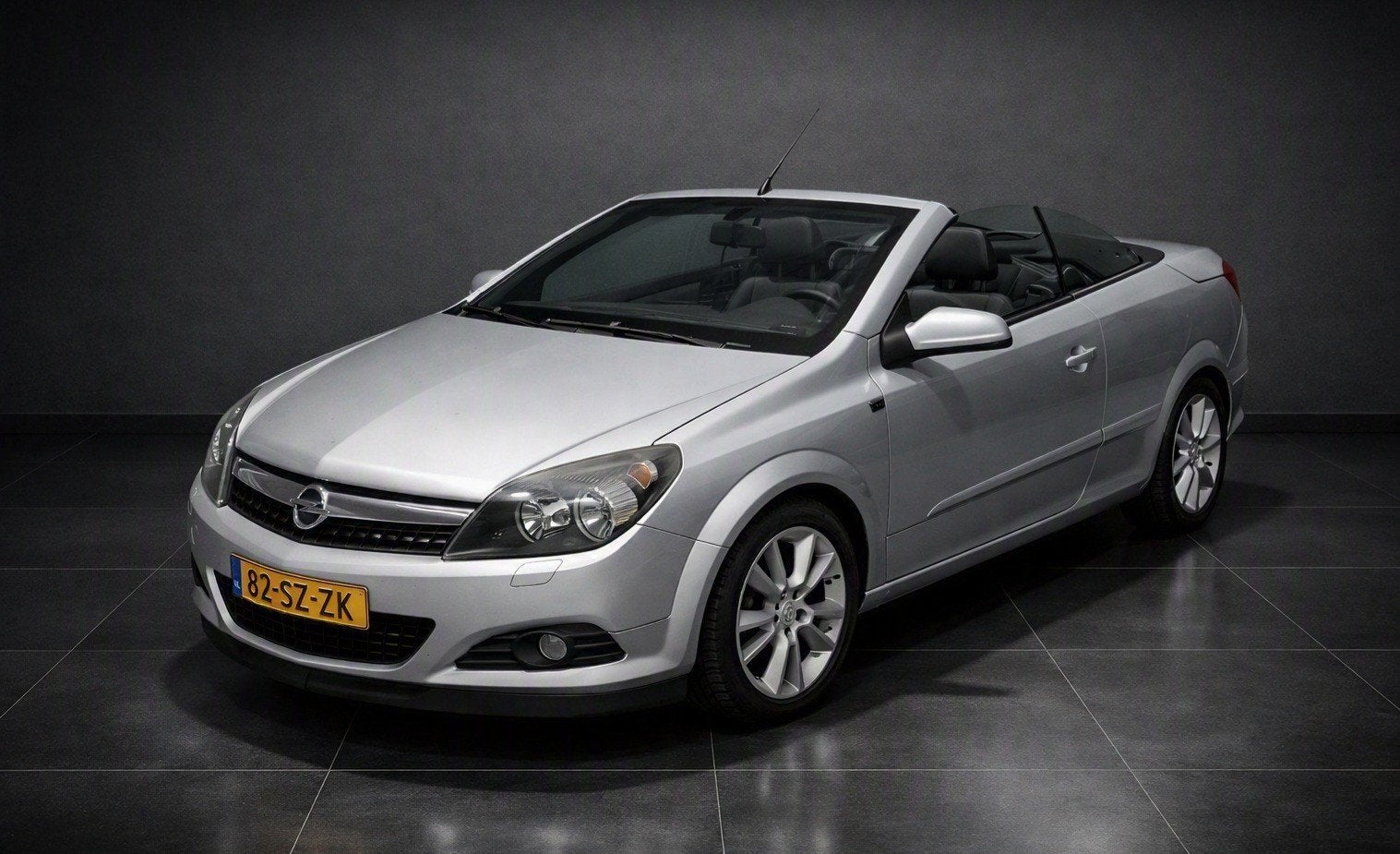 Opel Astra 1.6 16V Twintop 2006 Grijs, Auto's, Voorwielaandrijving, 745 kg, Stof, 4 cilinders