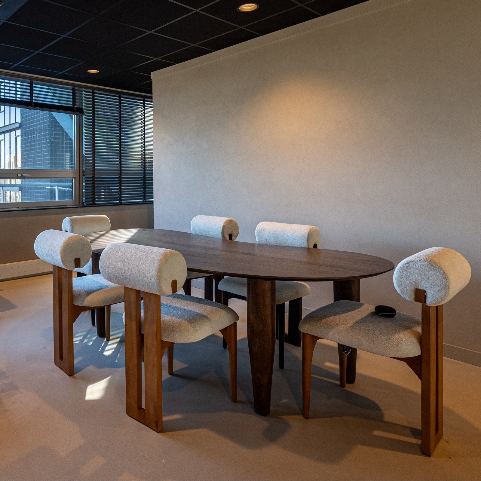 Nieuwe Japandi Beukenhouten Stoelen - Licht- en Donkerbruin, Huis en Inrichting, Ophalen, Bruin, Nieuw, Vijf, Zes of meer stoelen