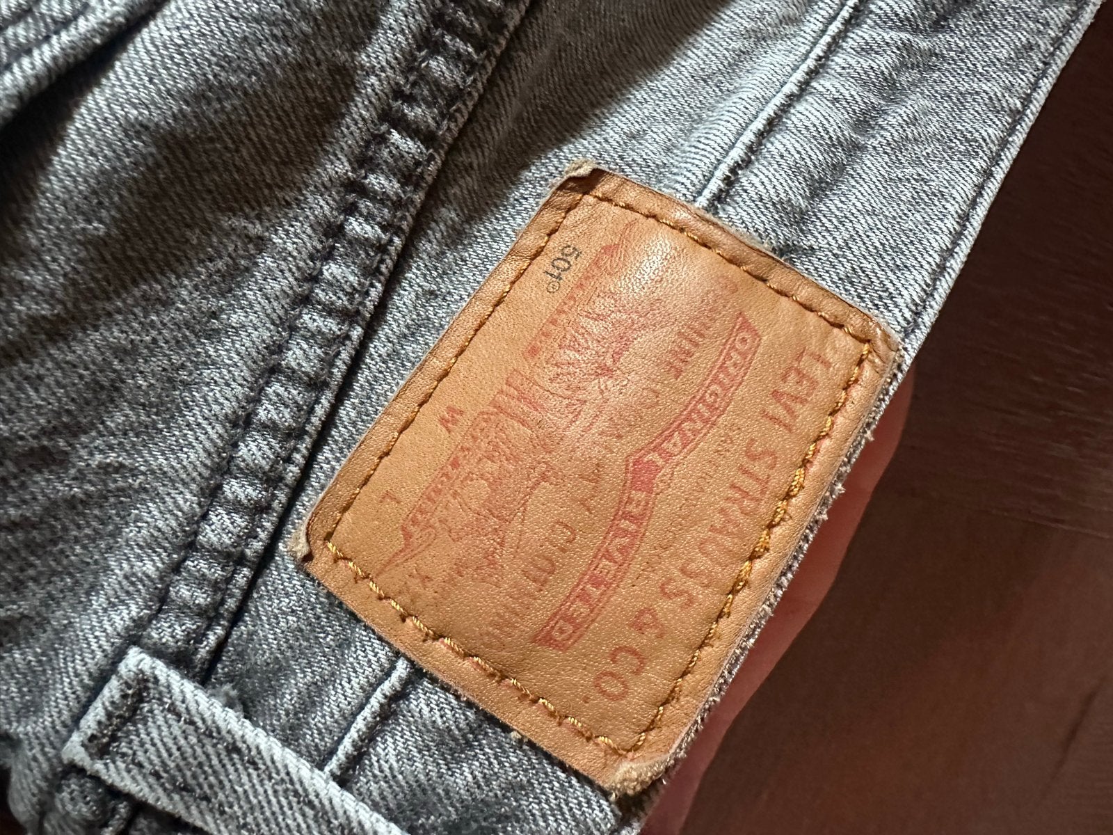 Levi's 501 Jeans W27 W28 (36/38 S/M) - Grijs, Verzenden, Zo goed als nieuw, Grijs, W27 (confectie 34) of kleiner