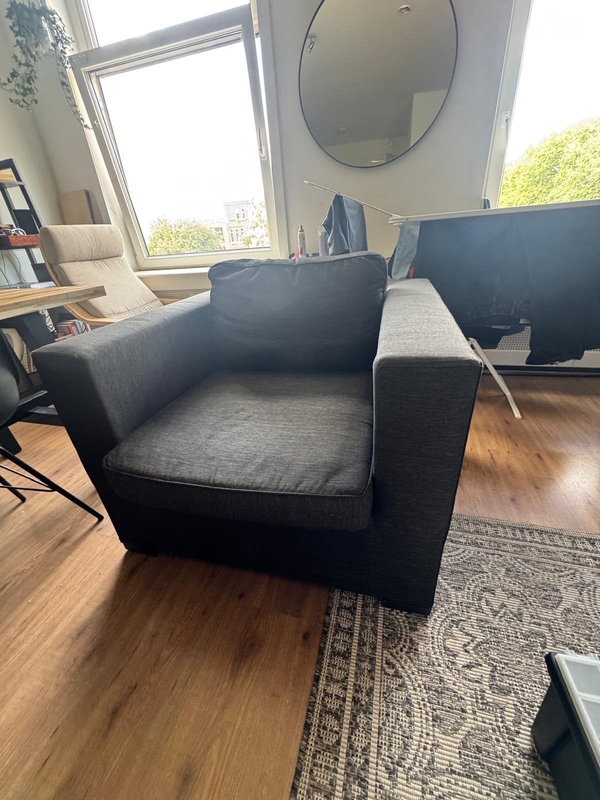 Comfortabele donkergrijze fauteuil, Ophalen of Verzenden, Gebruikt, Stof, 75 tot 100 cm