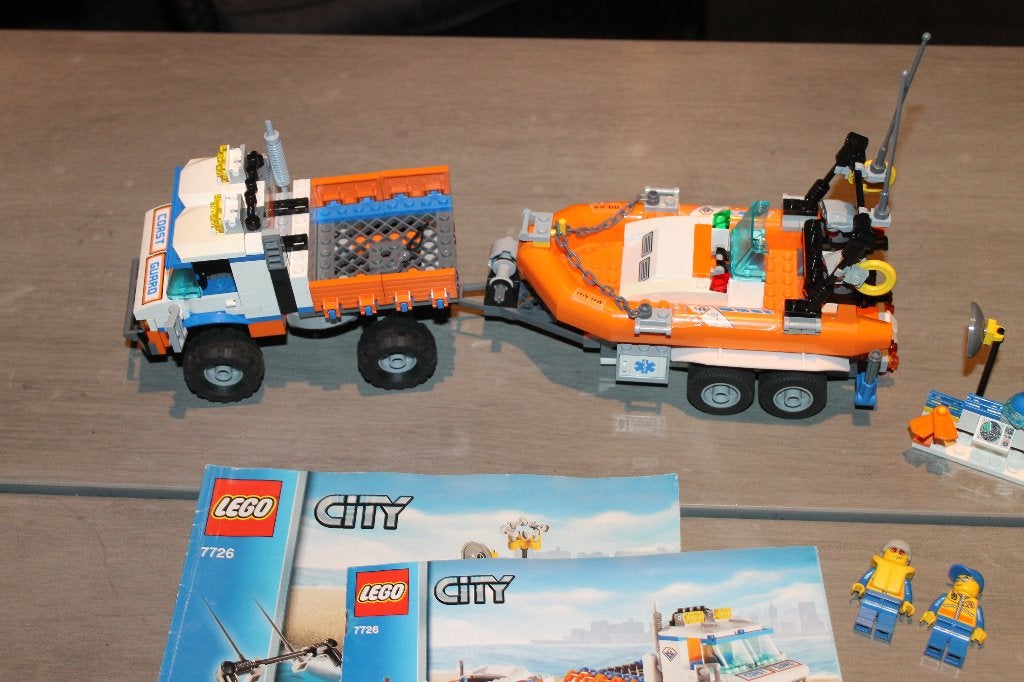 lego city coasstguard truck with reddingsboot 7726, City, Lego, Ophalen of Verzenden, Zo goed als nieuw