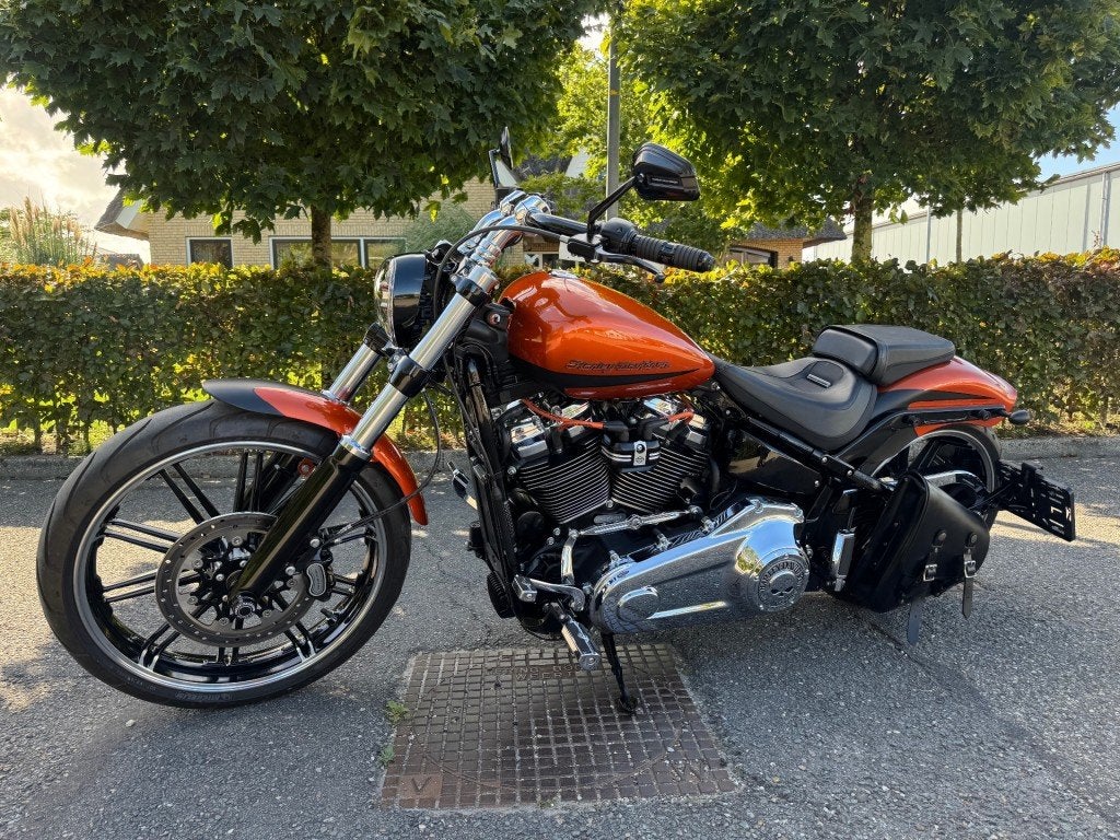 Harley-davidson breakout 114 5HD, Bedrijf, Overig, Customerservice@harley-davidson.com, 3700 W. Juneau Avenue, Milwaukee, WI 53208, USA