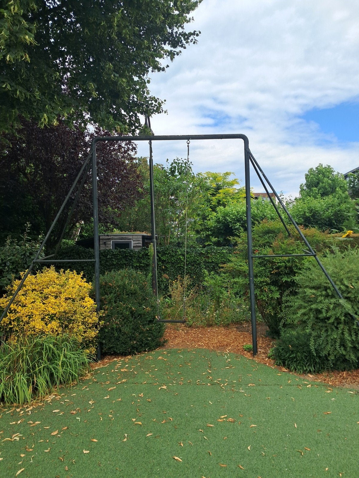 Stevige schommelconstructie voor speeltuin, Ophalen, Gebruikt, Schommel