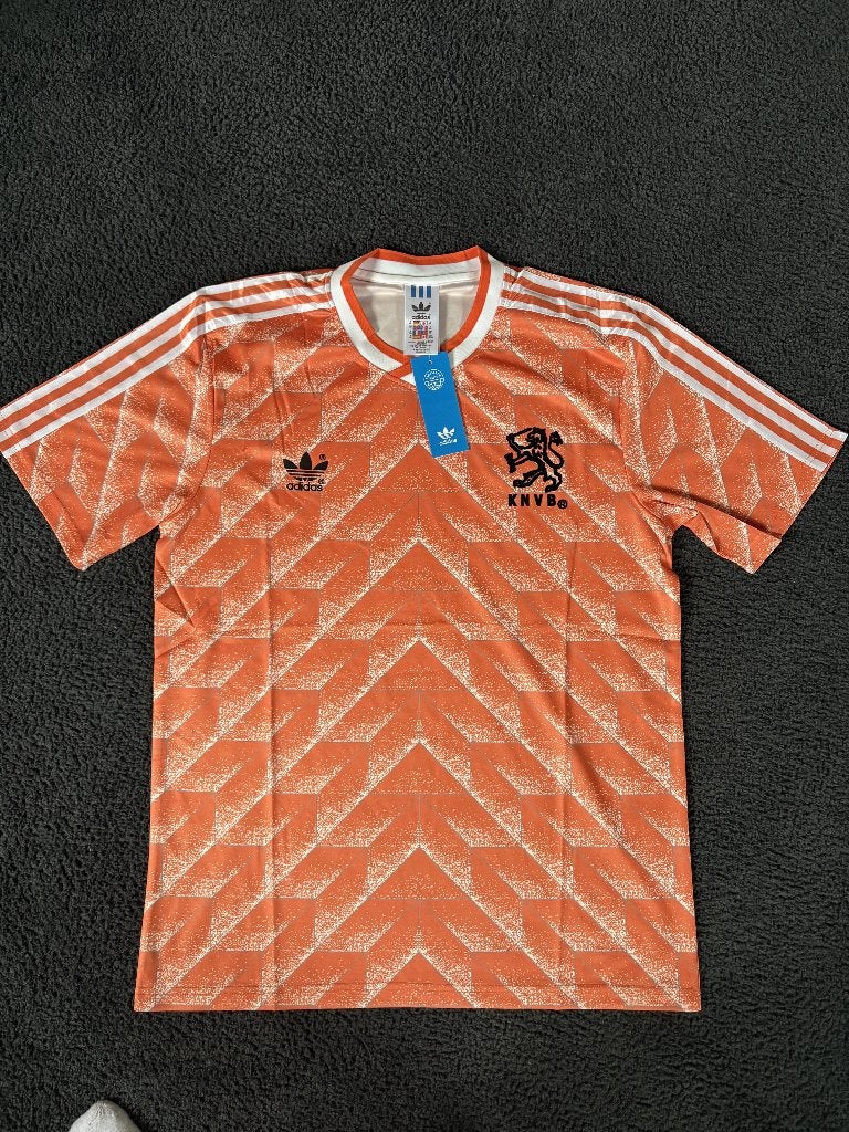 Nederlands Elftal 1988 Retro Shirt – EK 88, Verzamelen, Sportartikelen en Voetbal, Verzenden, Zo goed als nieuw, Overige binnenlandse clubs