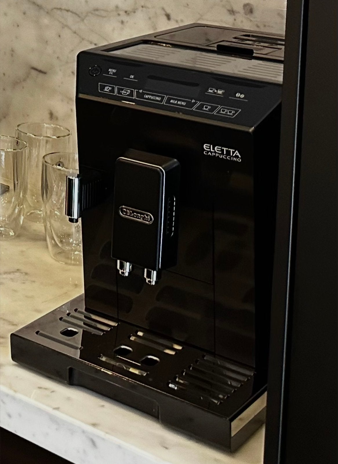 De'Longhi Eletta Fully Automatic Coffee Machine(ECAM 44.660), Ophalen, Zo goed als nieuw, Koffiemachine