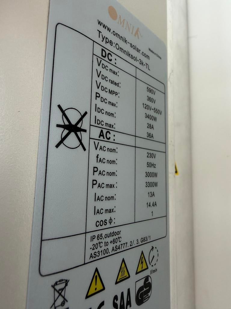 40 zonnepanelen met diverse Omnik omvormers, Doe-het-zelf en Verbouw, Zonnepanelen en Toebehoren, Ophalen, Gebruikt, Compleet systeem