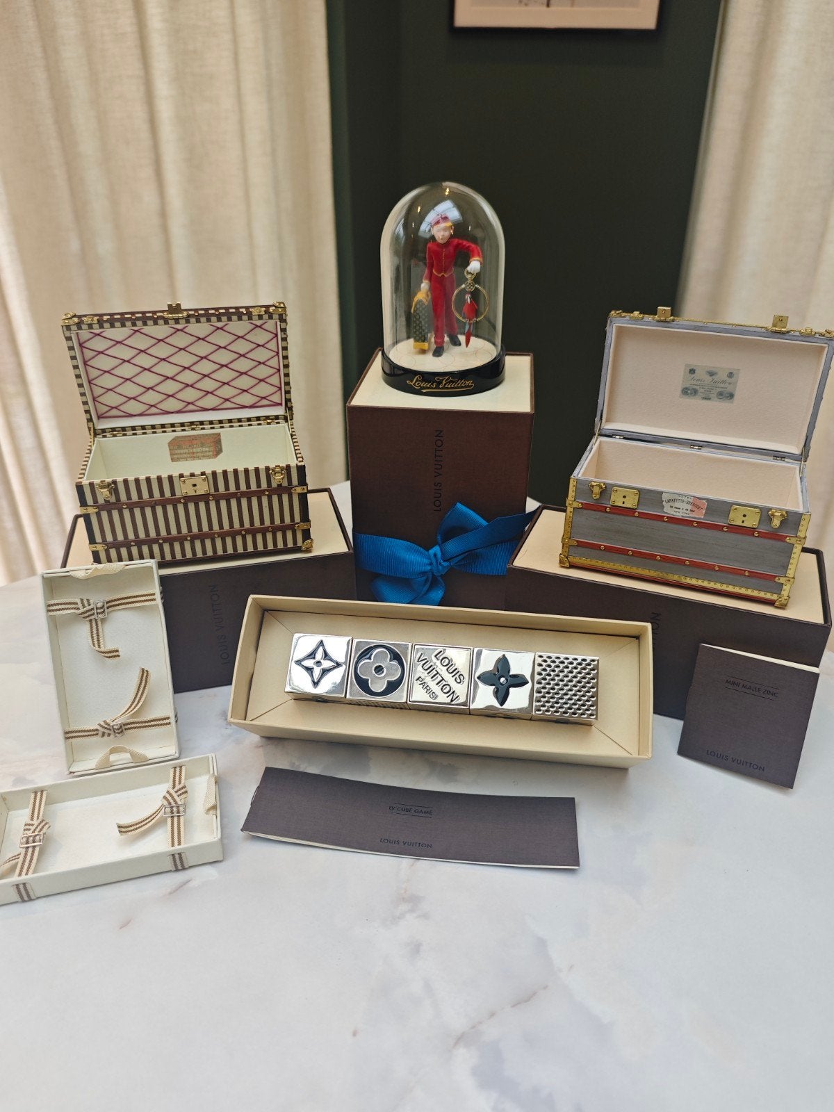 Diverse originele Louis Vuitton collector items, Ophalen of Verzenden