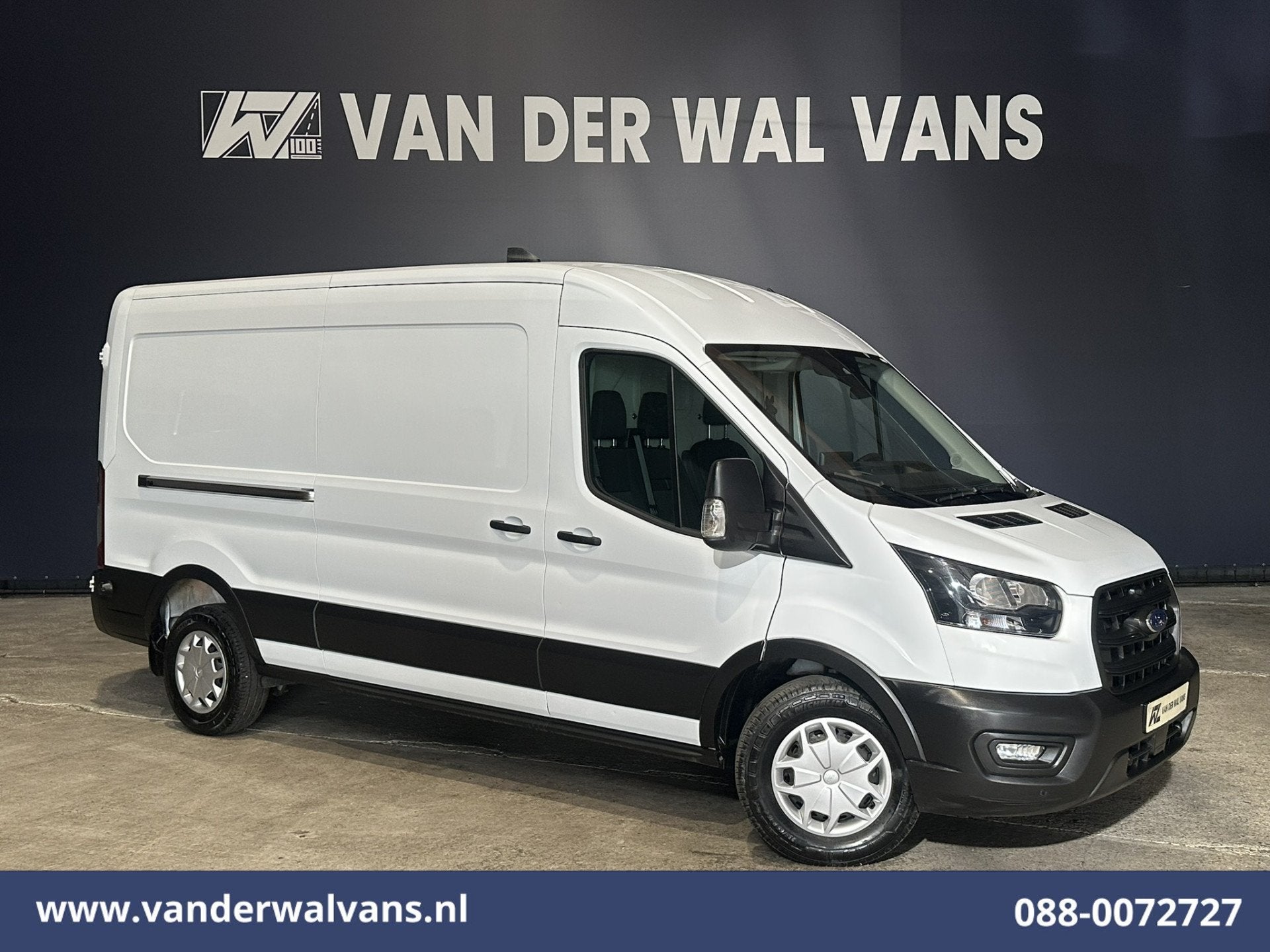 Ford Transit 2.0 TDCI 130pk L2H2 Euro6 Airco | Camera | Navi, Voorwielaandrijving, Dealer onderhouden, Stof, 4 cilinders