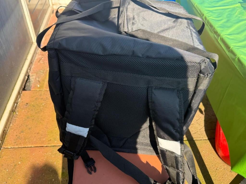 XL  bezorg rugzak, Ophalen, Zo goed als nieuw, Zwart, 30 cm of meer
