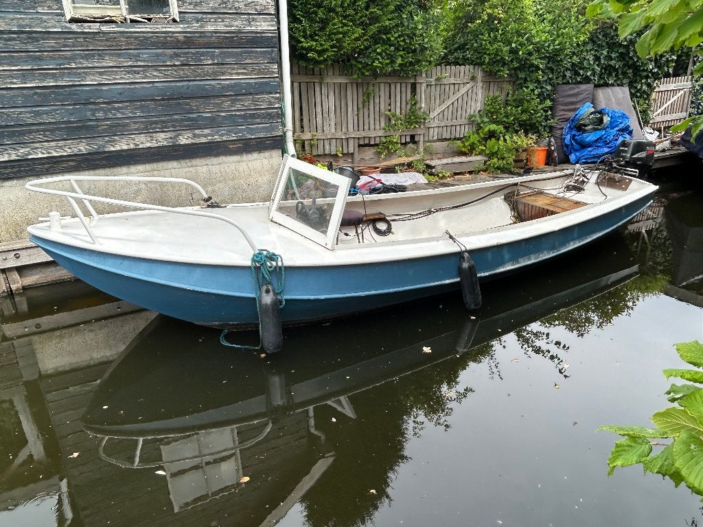 Beenhakker vlet / grachtenboot + Suzuki 9.9pk 4-takt, Gebruikt, Staal, 5 m, Anker