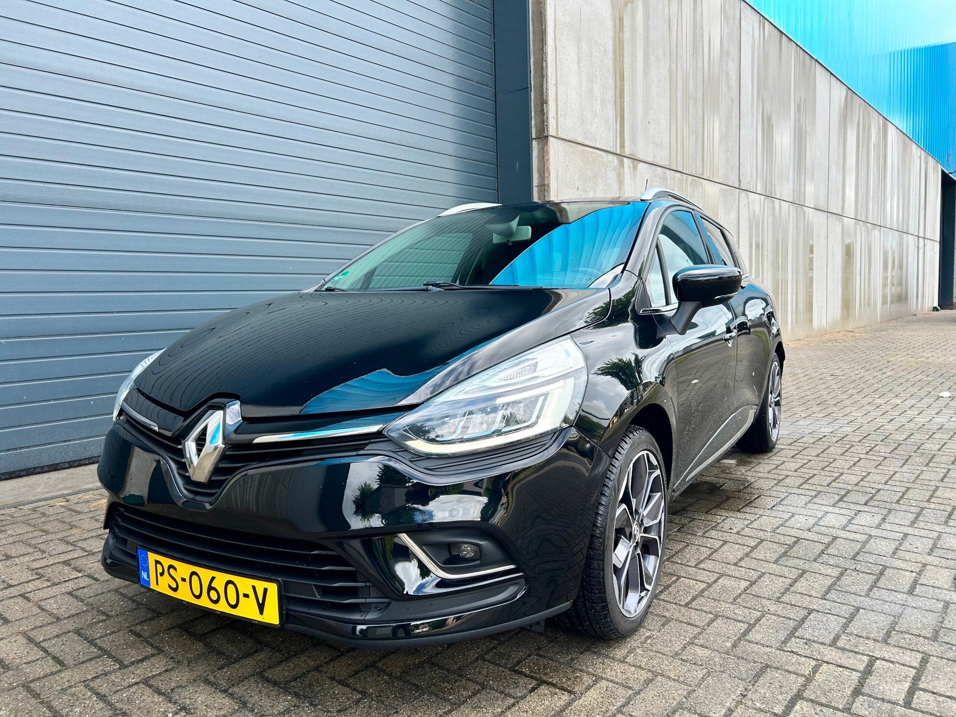 Renault Clio Estate 1.2 TCe Intens CLIMA NAVI PDC NAP, Voorwielaandrijving, 4 cilinders, Origineel Nederlands, Handgeschakeld
