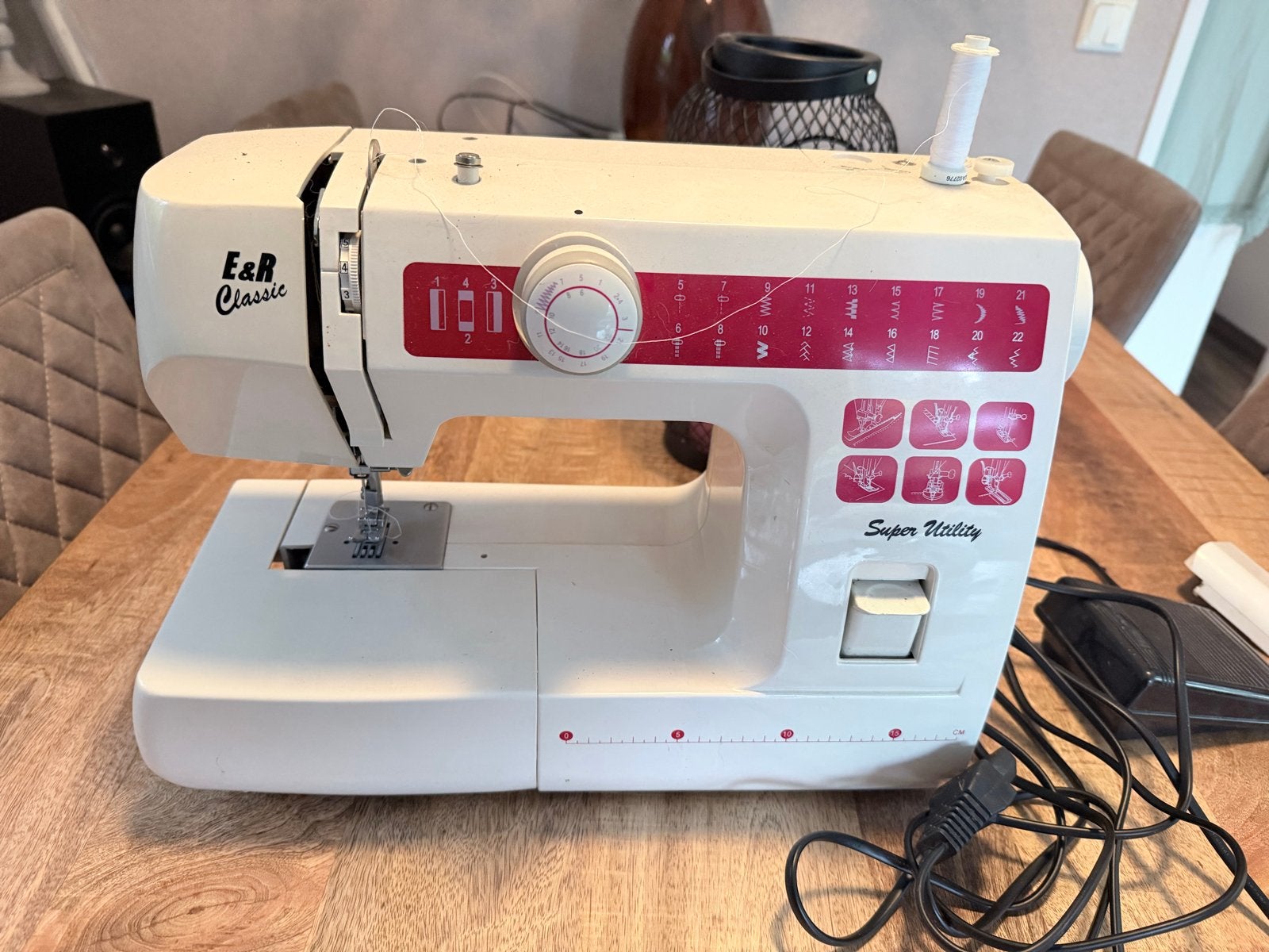 Naaimachine E&R Classic Super Utility, Ophalen, Gebruikt, Naaimachine, Overige merken
