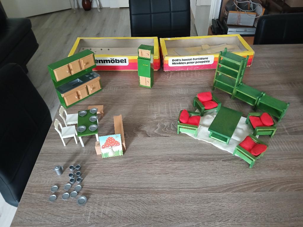 Vero poppenmeubels uit de DDR tijd, Antiek en Kunst, Ophalen of Verzenden