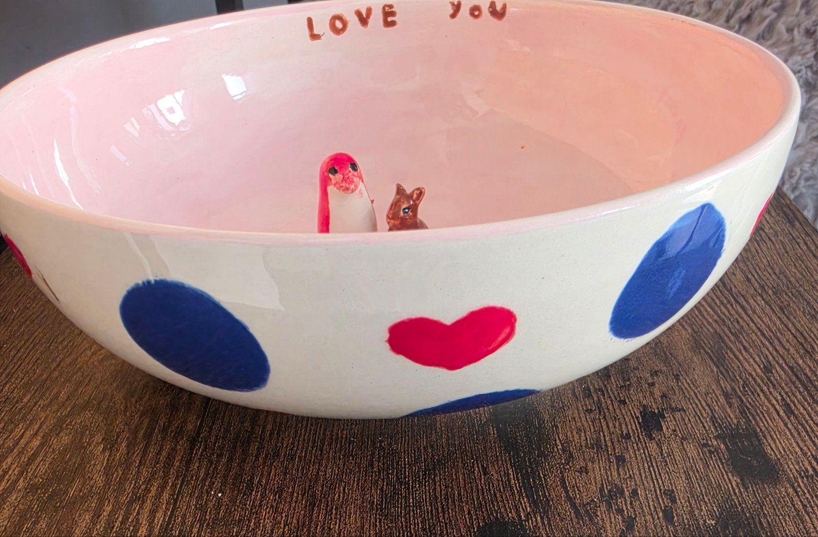 Unieke handbeschilderde schaal met 'Love you' en stippen, Ophalen, Gebruikt, Handbeschilderd, Porselein of Keramiek