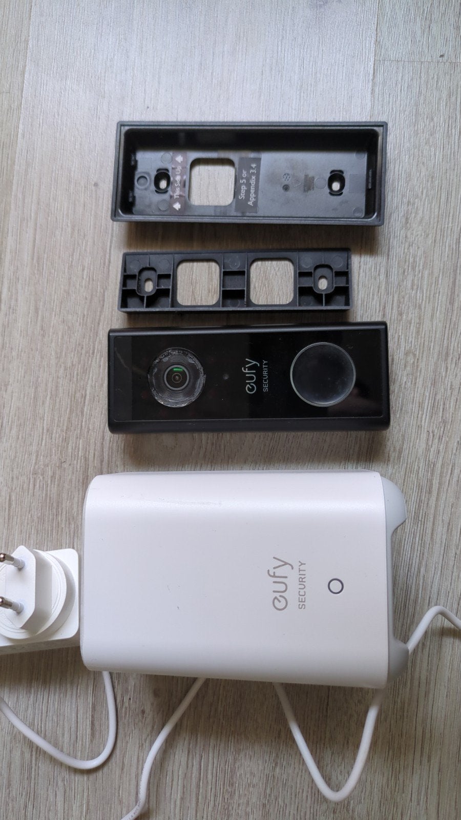 Eufy Video Deurbel 2K Batterij (T8210), Huis en Inrichting, Deurbellen, Ophalen of Verzenden, Bewegingsdetectiesensor, Gebruikt