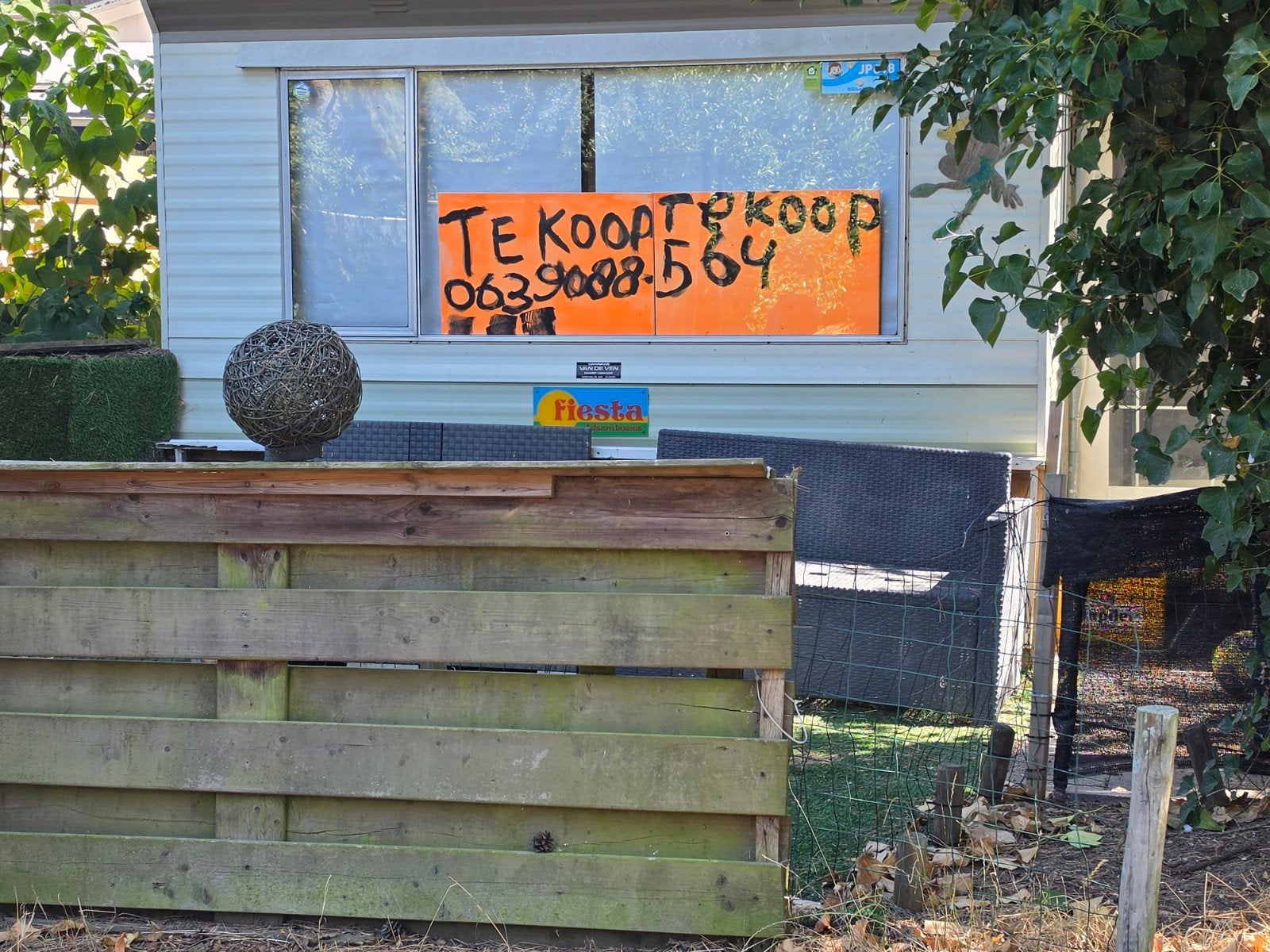 Stacaravan te koop op mooie locatie, Particulier, Rondzit