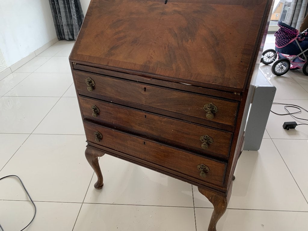Secretaire bureau antiek (1920-1950), Ophalen, Gebruikt, Engelse of continentale secretaire in Queen Anne/Georgian stijl,