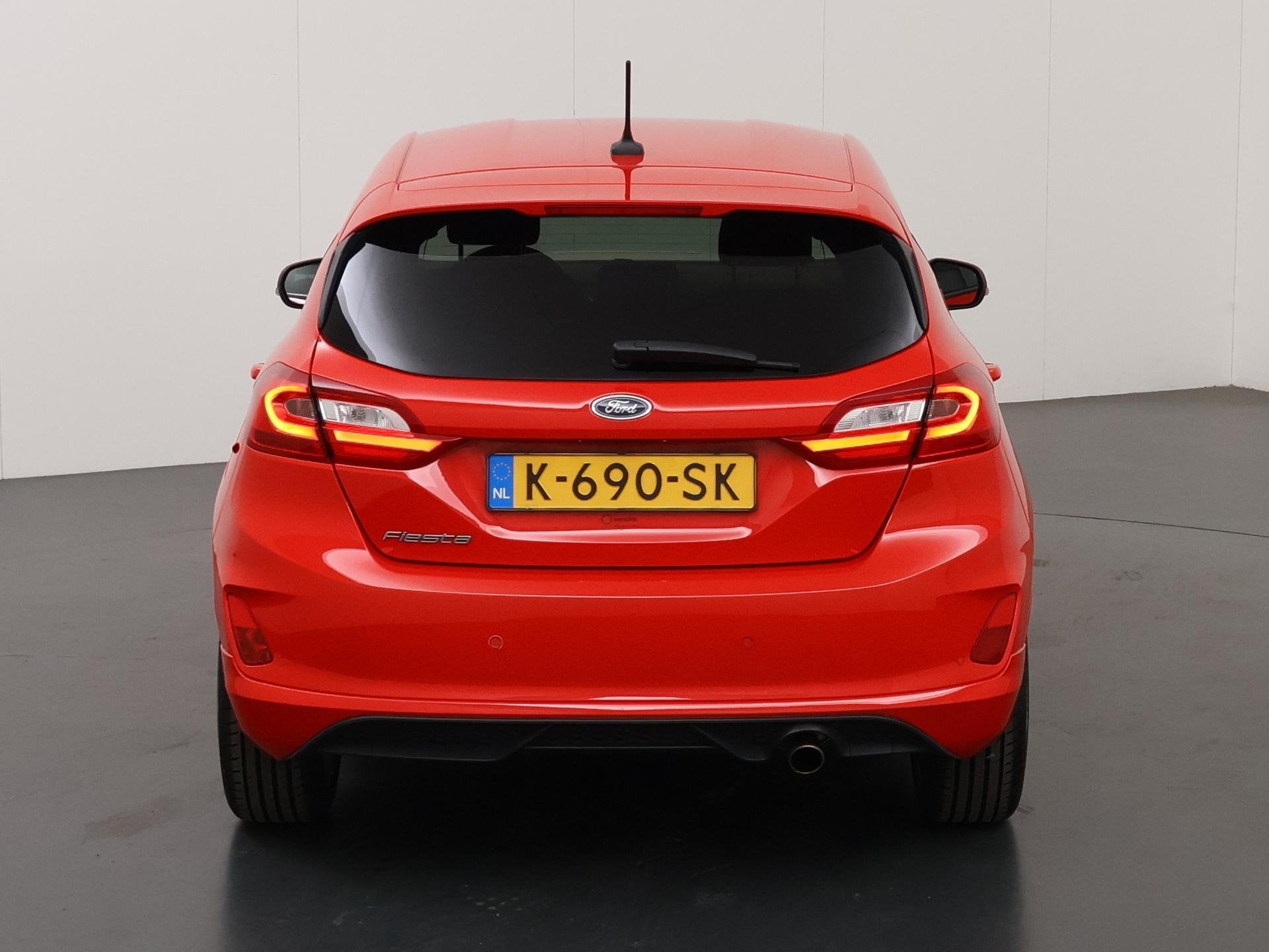 Foto 4 van Ford Fiesta 1.0 EcoBoost ST-Line | Navigatie | Climate Contr