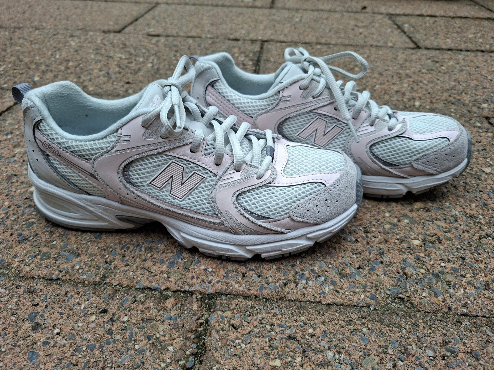 New Balance 530 Sneakers - Lichtroze/Grijs, New Balance, Ophalen of Verzenden, Roze, Sneakers of Gympen