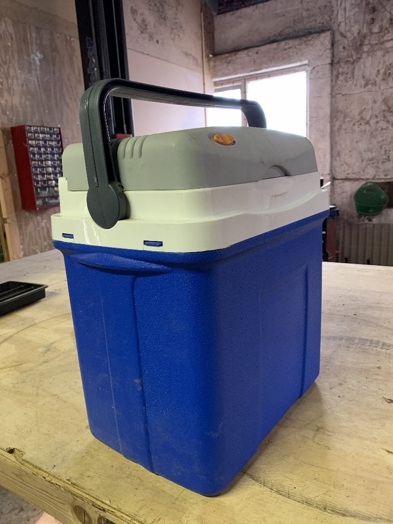 Elektrische 12V Koelbox (Hot & Cool), Ophalen, Zo goed als nieuw, Koelbox, Elektrisch