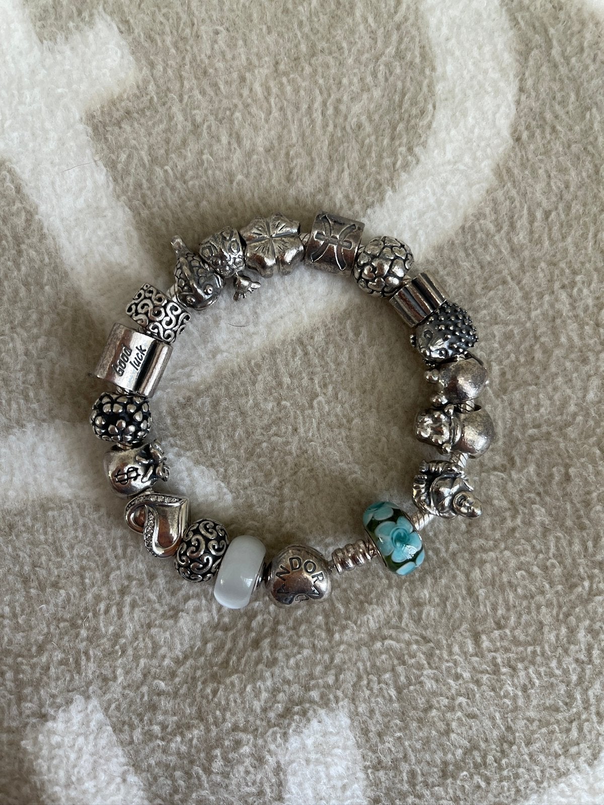 Pandora Armbanden Set - 2 Armbanden met 20 Bedels (19cm), Sieraden, Tassen en Uiterlijk, Armbanden, Gebruikt, Ophalen of Verzenden