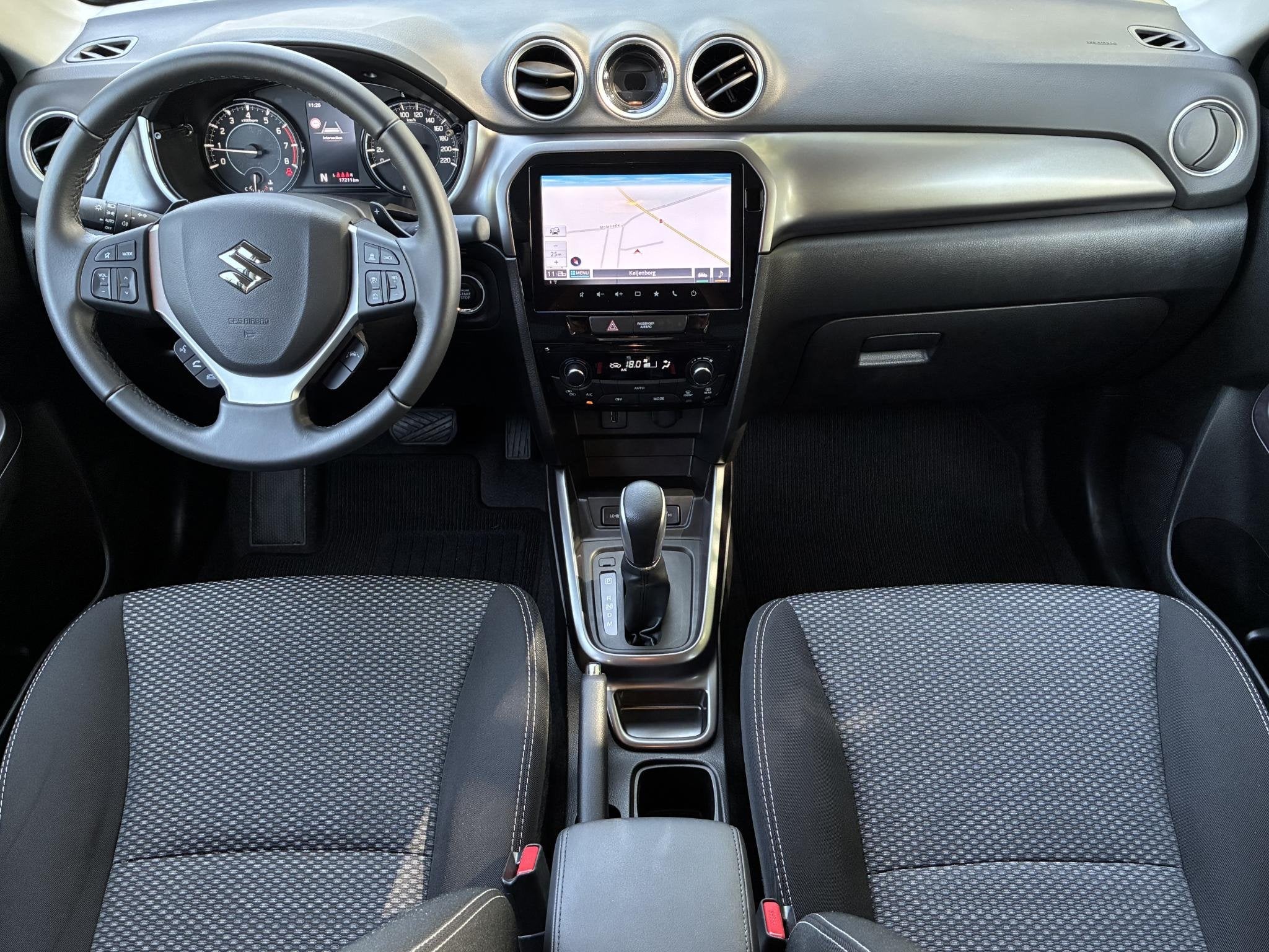 Suzuki Vitara 1.4 Boosterjet Smart Hybrid Select / 10 Jaar f, Auto's, Gebruikt, Euro 6, 4 cilinders, Wit