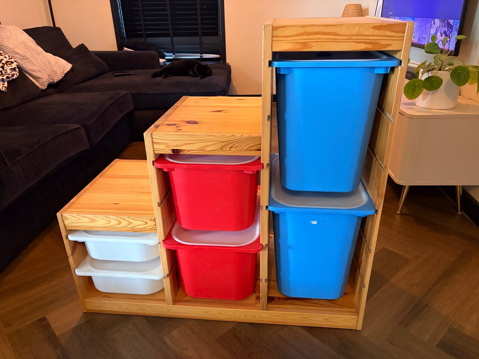 Houten kast met sorteerbakken voor speelgoed, Ophalen, Gebruikt, Kast