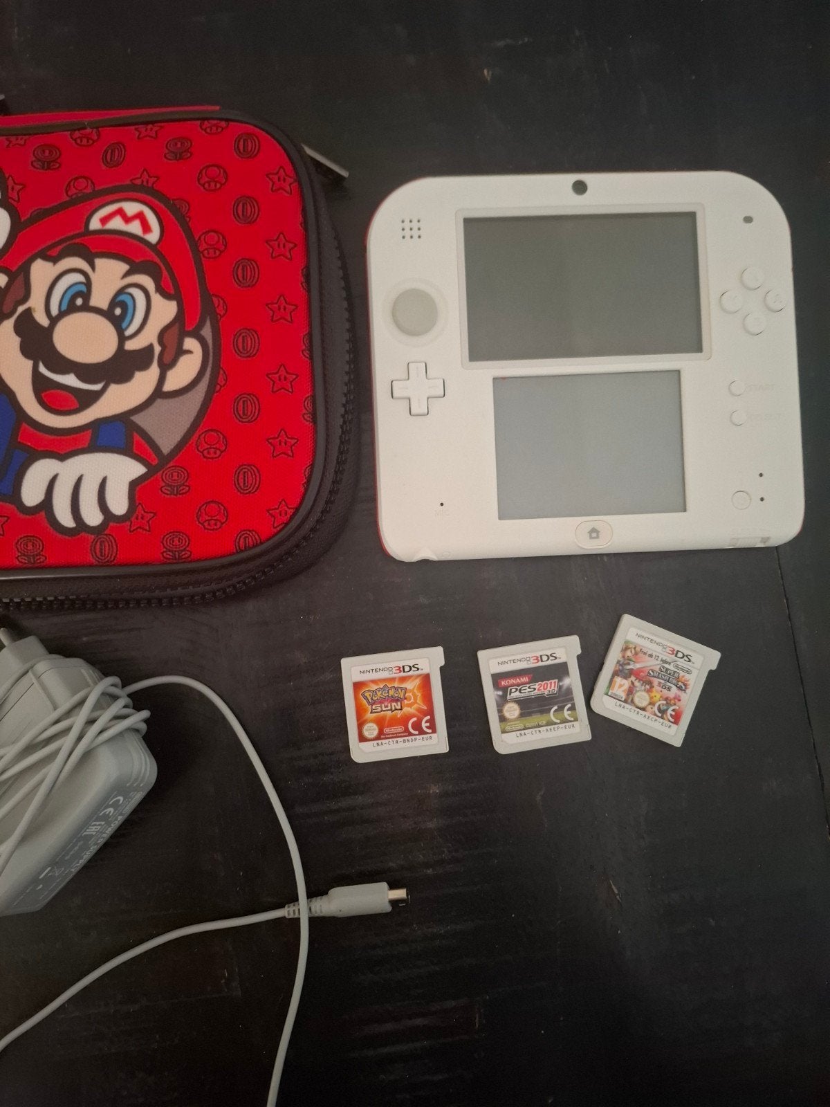 Nintendo 2DS met games, Verzenden, Wit, 2DS, Gebruikt