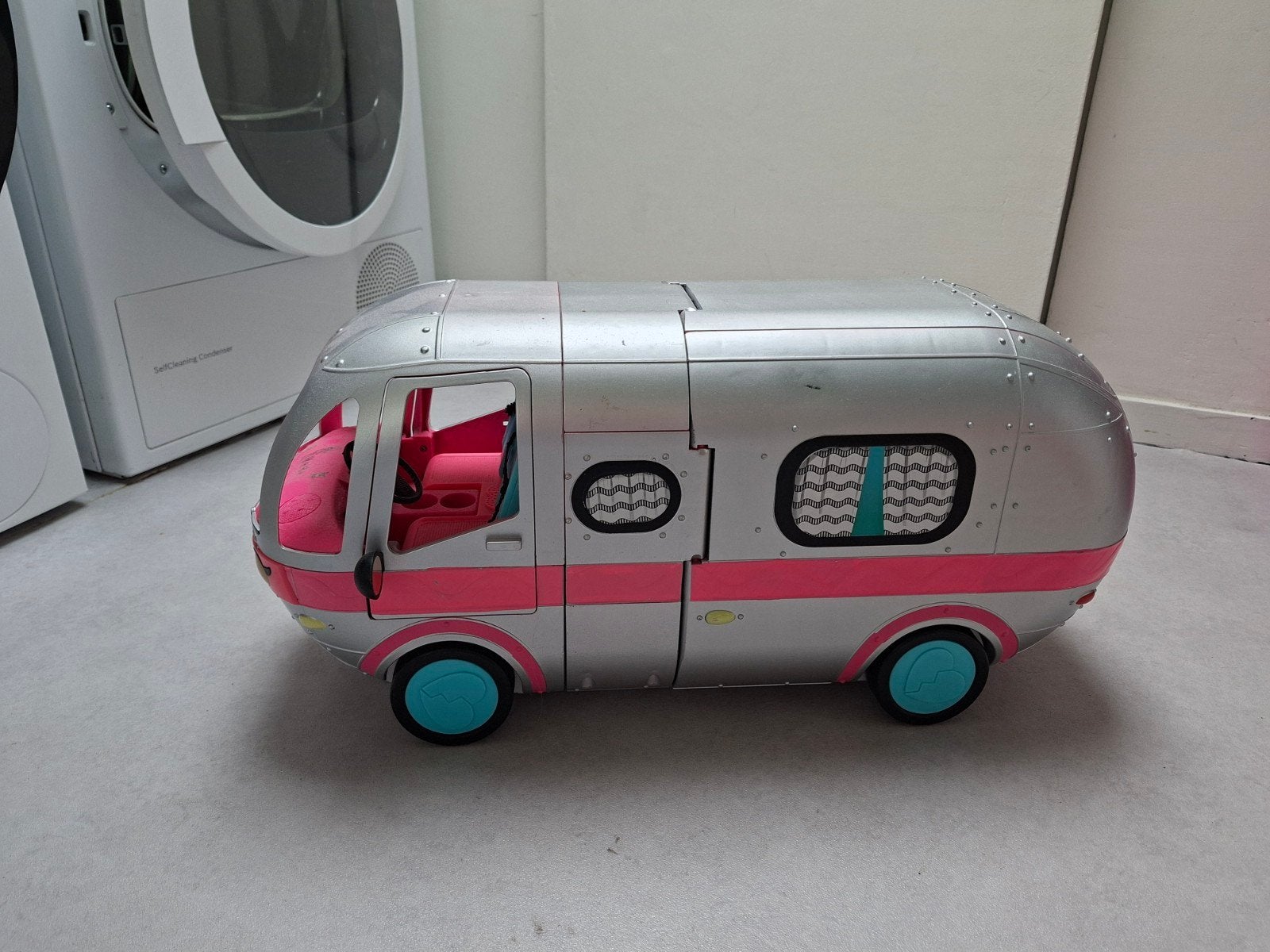 LOL Surprise 4-in-1 Glamper Camper met accessoires, Kinderen en Baby's, Ophalen, Gebruikt