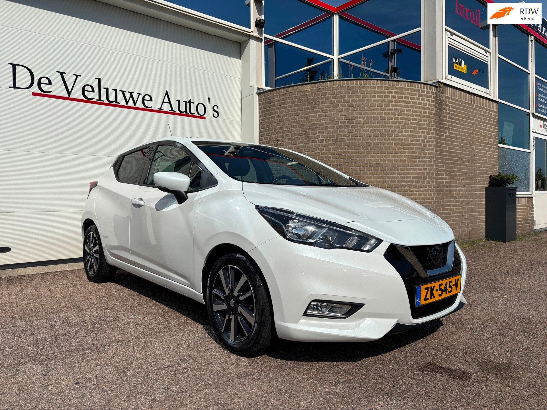 Nissan Micra 1.0 IG-T N-Connecta|Camera|PDC|Carplay|Navi, Voorwielaandrijving, Wit, Origineel Nederlands, Lichtsensor
