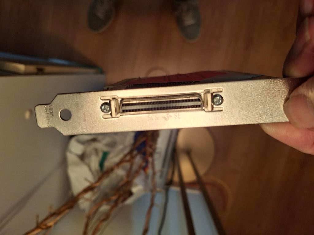 SCSI-Kaart Adaptec AHA-2940AU PCI, Ophalen