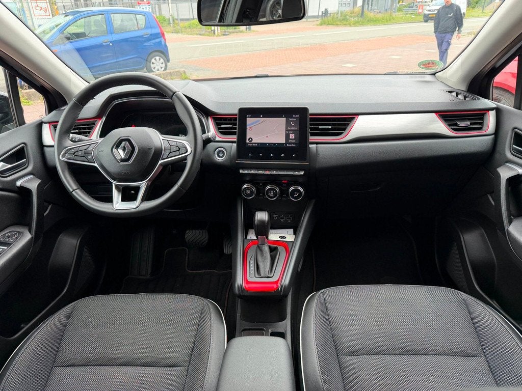 Renault Captur 1.3 TCe 130 Intens AUT|CAM|NAVIGATIE|DEALEROH, 12 maanden, Gebruikt, Euro 6, 4 cilinders