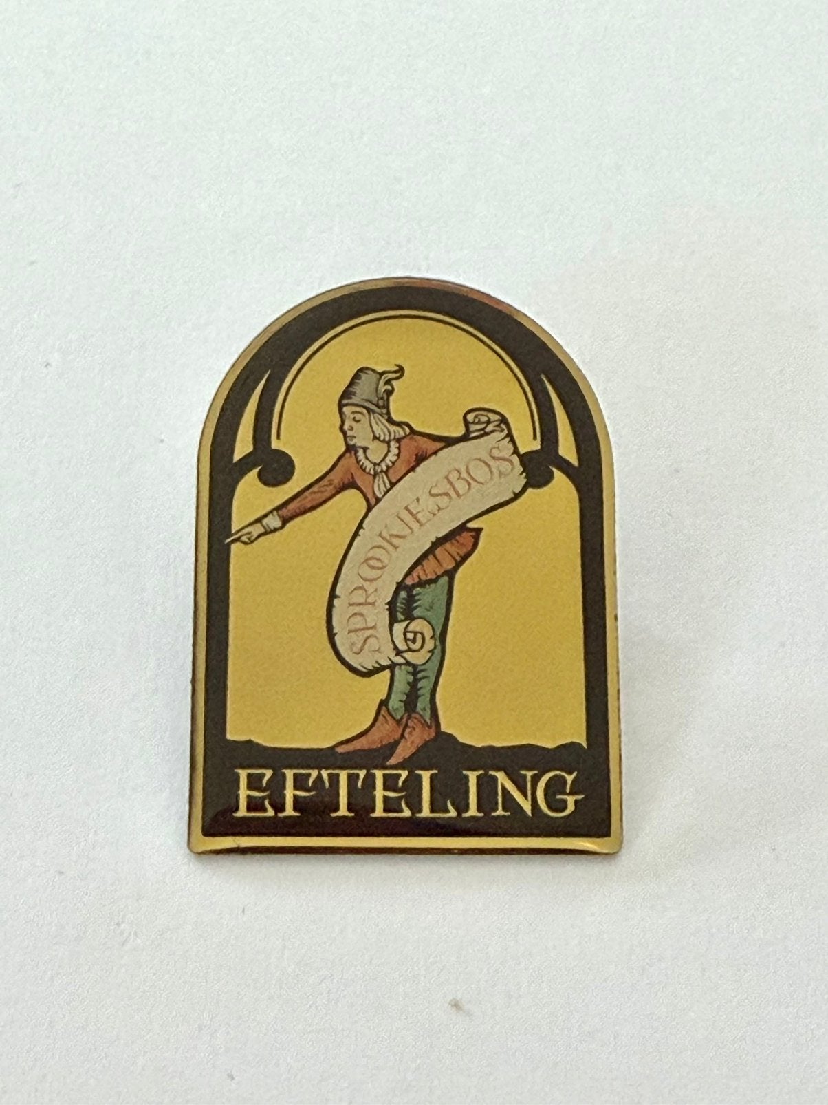 Efteling pin smidje anton pieck sprookjesbos serie 7, Ophalen of Verzenden, Gebruikt, Button of Speldje