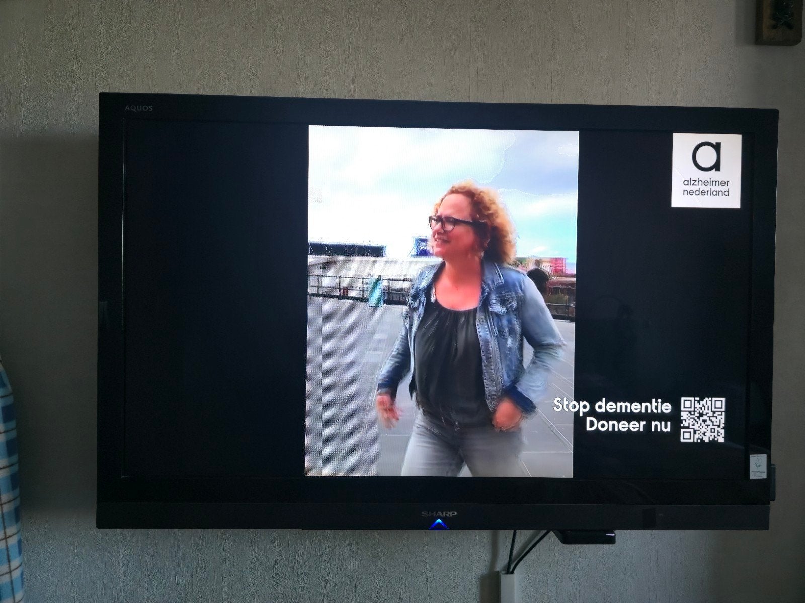 sharp led tv te koop, Ophalen, LED, 50 Hz, Zo goed als nieuw