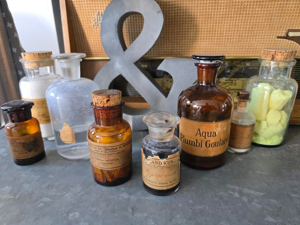 Set van 8 extreem zeldzame antieke gevulde apothekersflessen, Antiek en Kunst, Antiek | Glas en Kristal, Ophalen of Verzenden