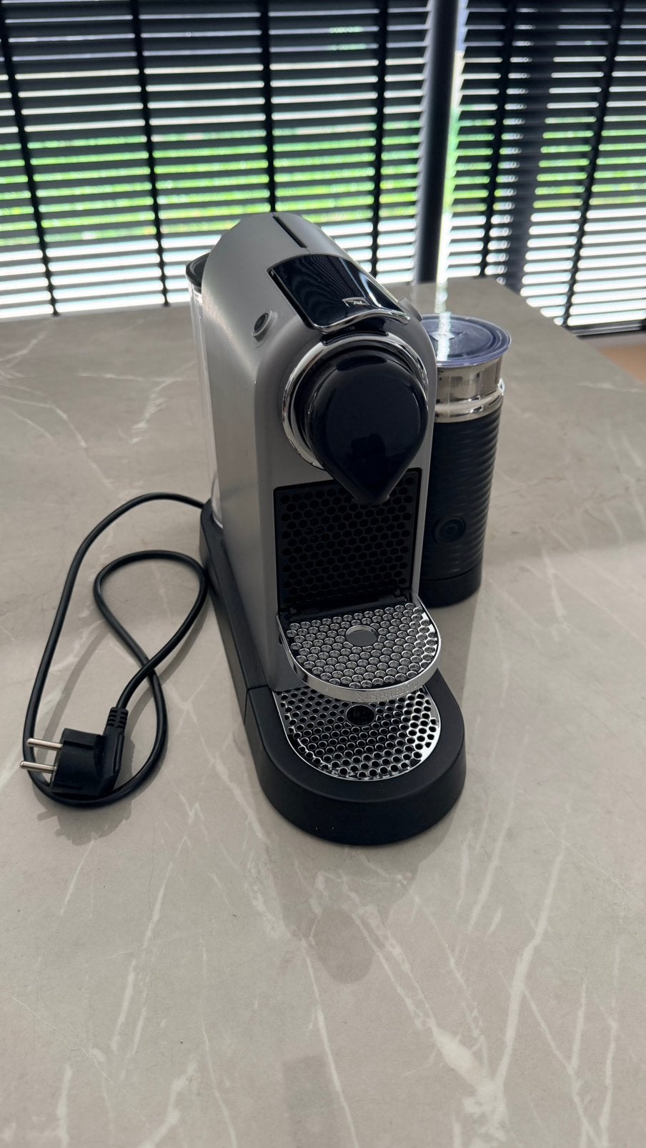 Foto 2 van Nespresso Krups inclusief melkopschuimer