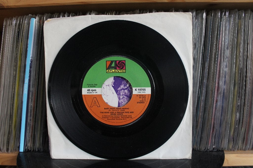 7" Single The Wing And A Prayer Fife And Drum Corps - Baby F, Gebruikt, 7 inch, Ophalen of Verzenden, Pop