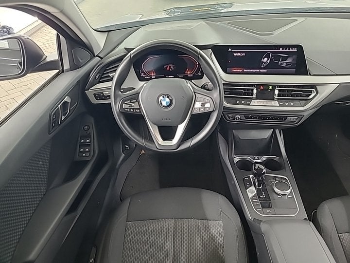 BMW 1-serie 118i Business Edition 1e-Eig. & Dealer-Onderh BO, Auto's, Gebruikt, Zwart, Origineel Nederlands, Bedrijf