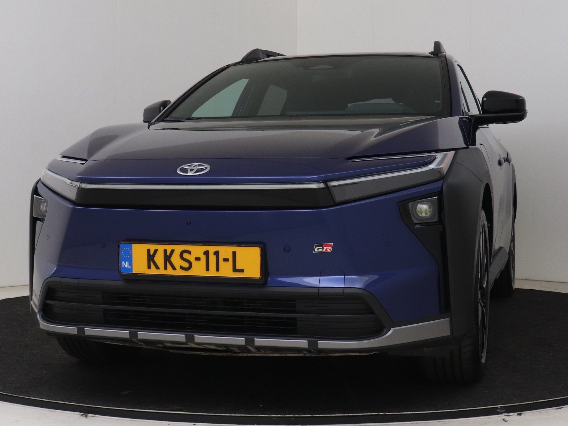 Toyota bZ4X Touring Executive AWD 75 kWh | DEMO & DIRECT LEV, Automaat, Zwart, 528 km, Vierwielaandrijving
