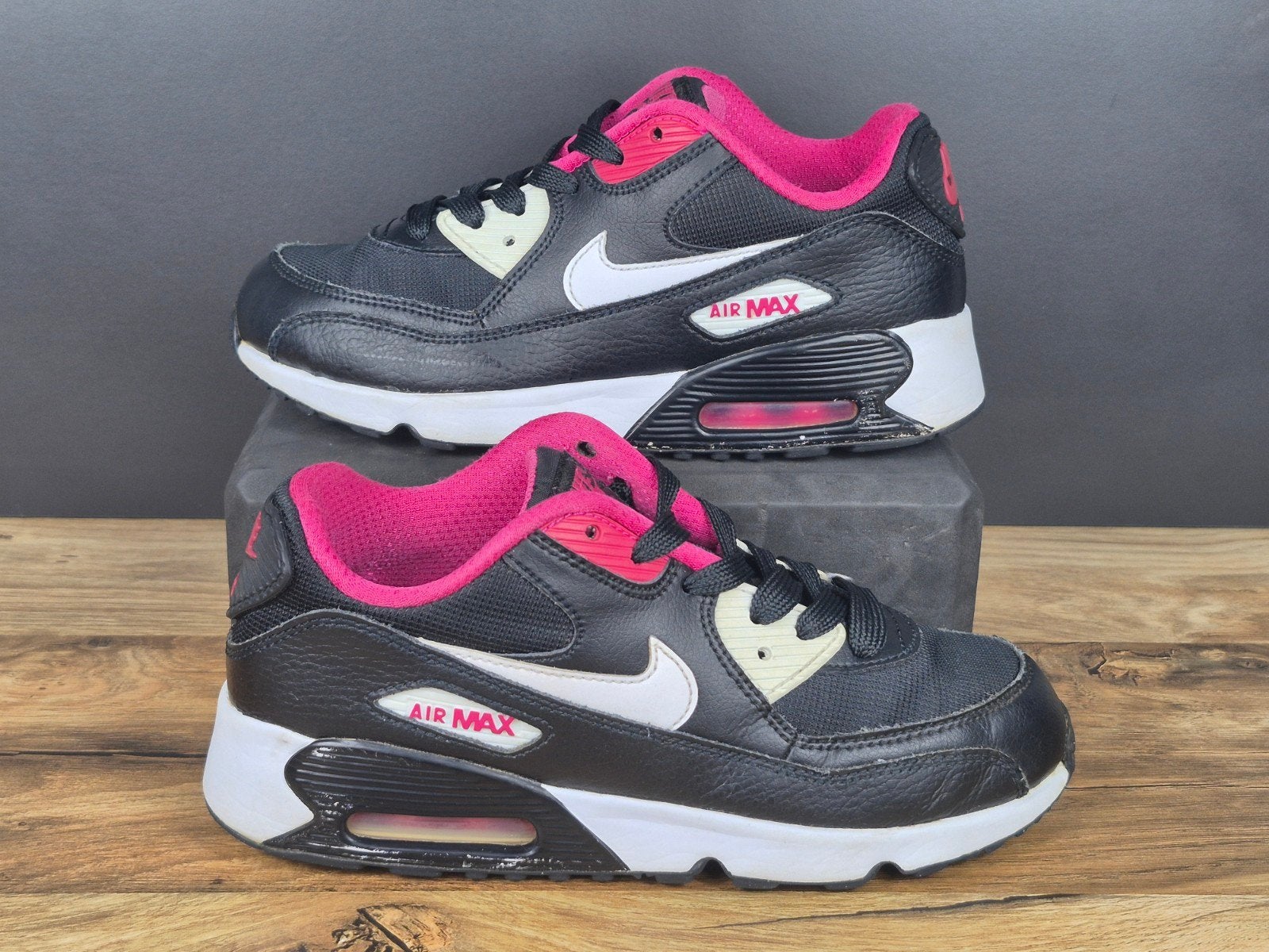Nike Air Max 90 – EU 34, Verzenden, Zwart, Sneakers of Gympen, Nvt