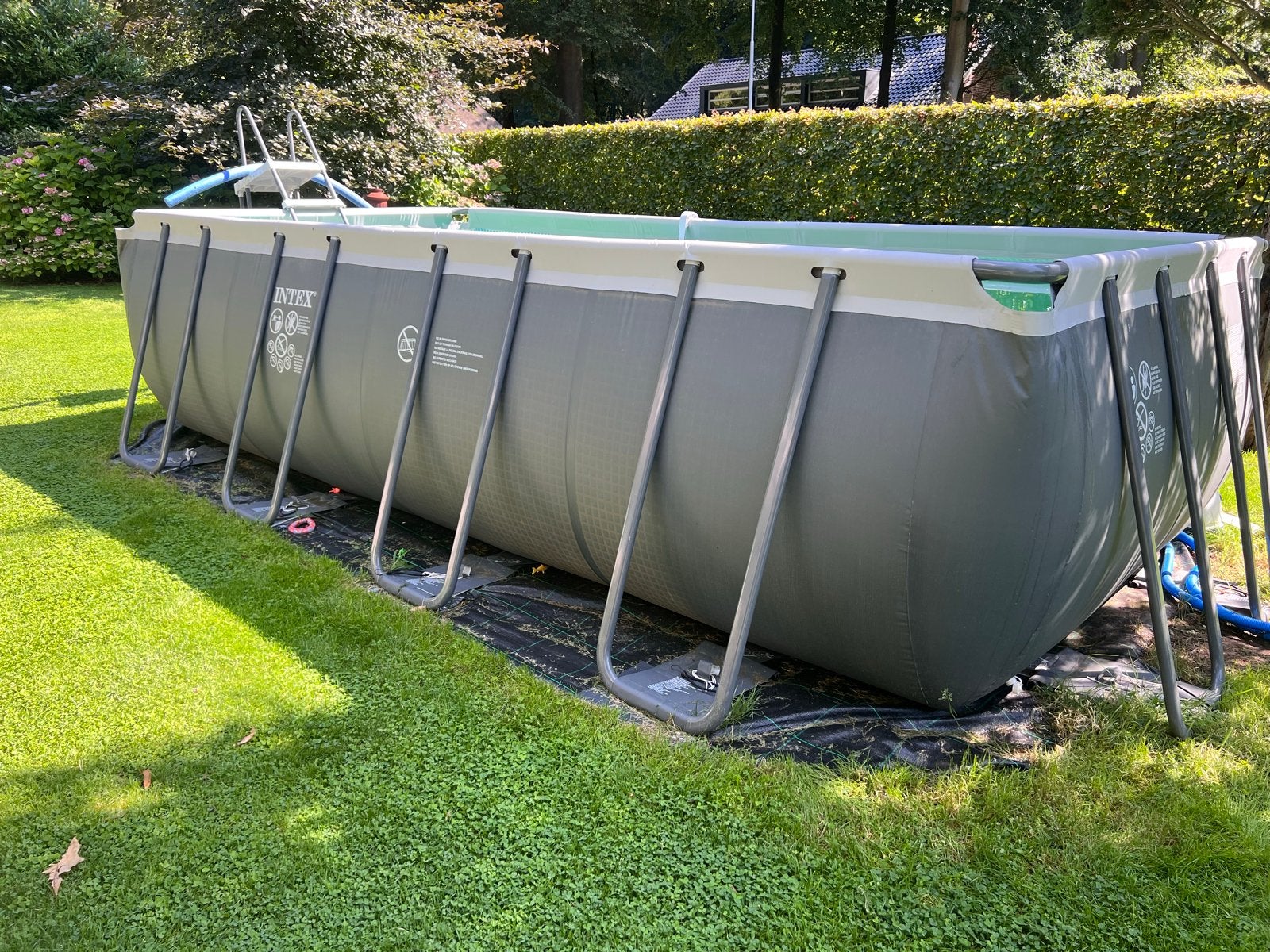 Intex Ultra XTR Frame Zwembad 549x274x132cm + Extra's, Tuin en Terras, Gebruikt, 200 tot 300 cm, Rechthoekig, Ophalen
