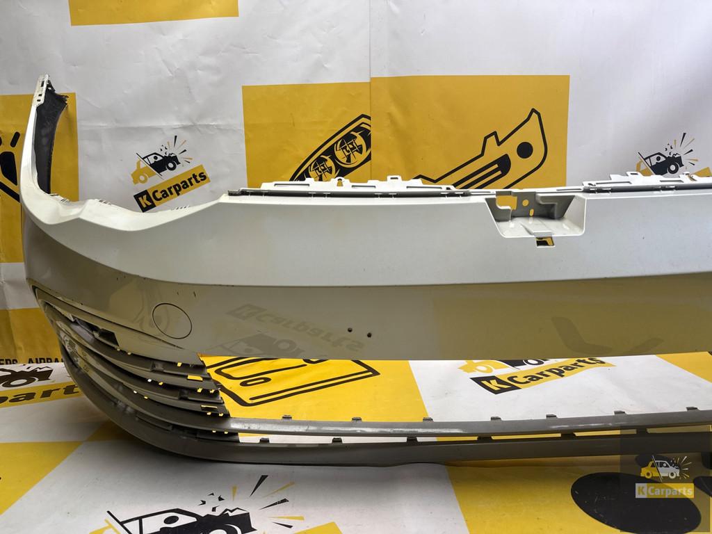 Voorbumper Volkswagen Golf 8 bumper 5H0807221H, Gebruikt, Volkswagen AG, Bumper, Berliner Ring 2
38440  Wolfsburg, DE