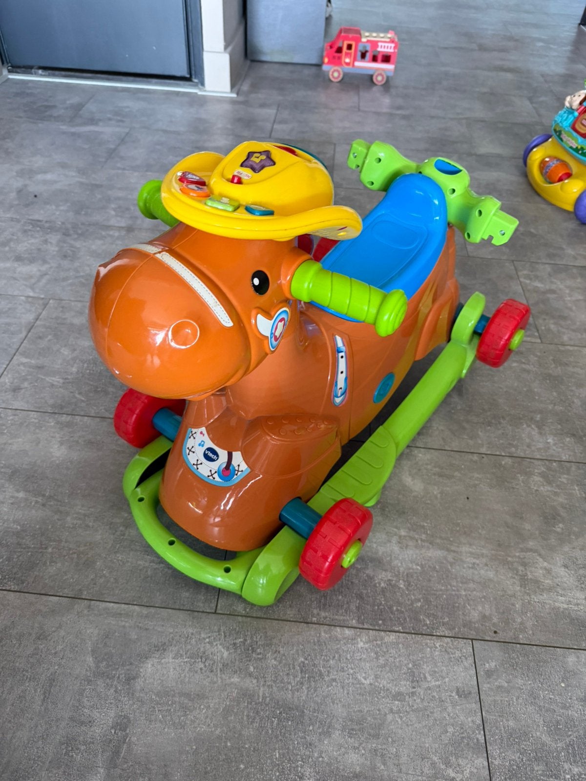 Vtech hobbelpaard loopwagen, Kinderen en Baby's, Ophalen, Zo goed als nieuw, 6 maanden tot 2 jaar