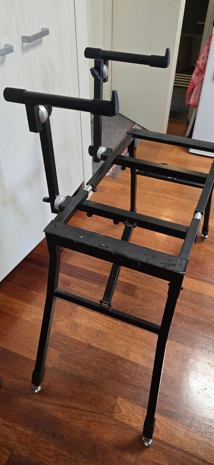 Proel Keyboardstandaard - Zwart, Stevig en Verstelbaar, Muziek en Instrumenten, Ophalen, Gebruikt, Keyboard of Synthesizer