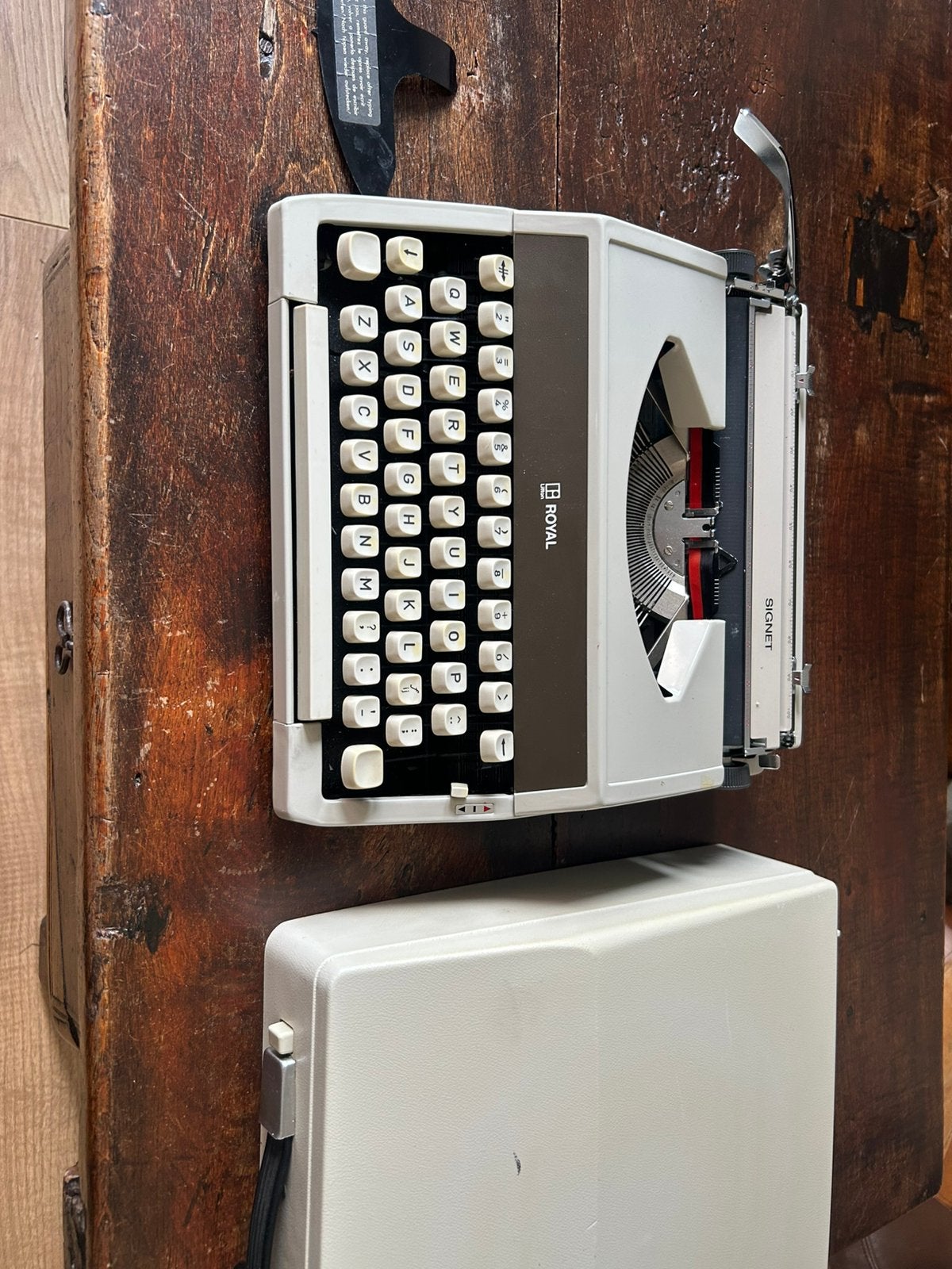 Royal signet typmachine, Diversen, Typemachines, Ophalen of Verzenden, Zo goed als nieuw